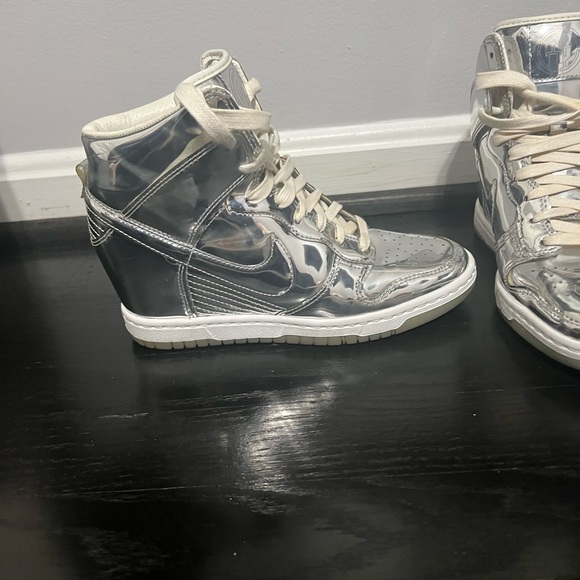 Nike Dunk Sky Hi PRM “Nike Knows” Dead stock - Picture 1 of 6